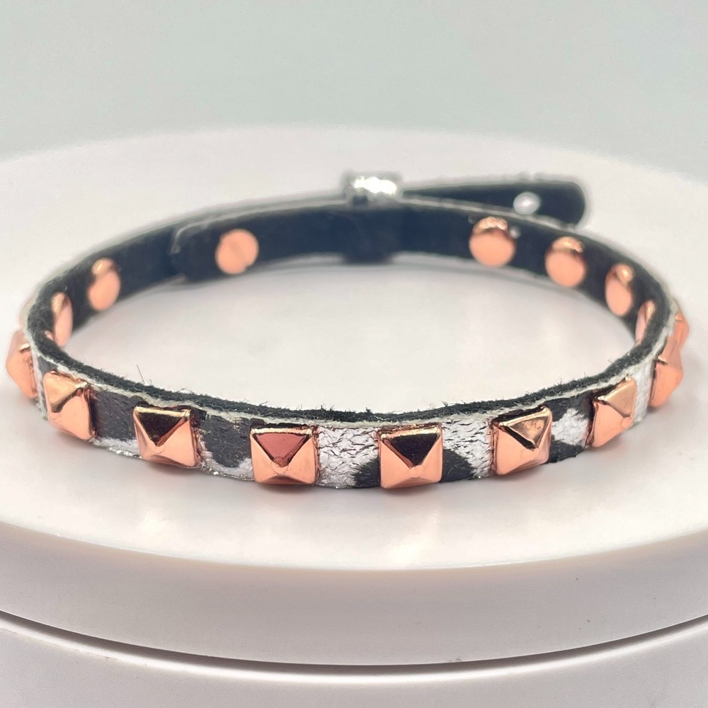 VTG Metallic Silver Tone Cow Print Leather Rose Gold Tone Pyramid Stud Bracelet